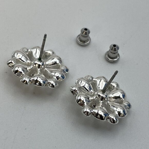 Silver Tone White Glass Rhinestone Faux Peal Snow Flake Stud Earrings Post Back - Picture 4 of 4